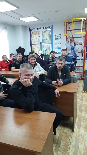 г. Пермь. Центр Горно-Нефтяного Обучения  в учебном классе установлены модули полигона "АЛЬПИНИСТ"